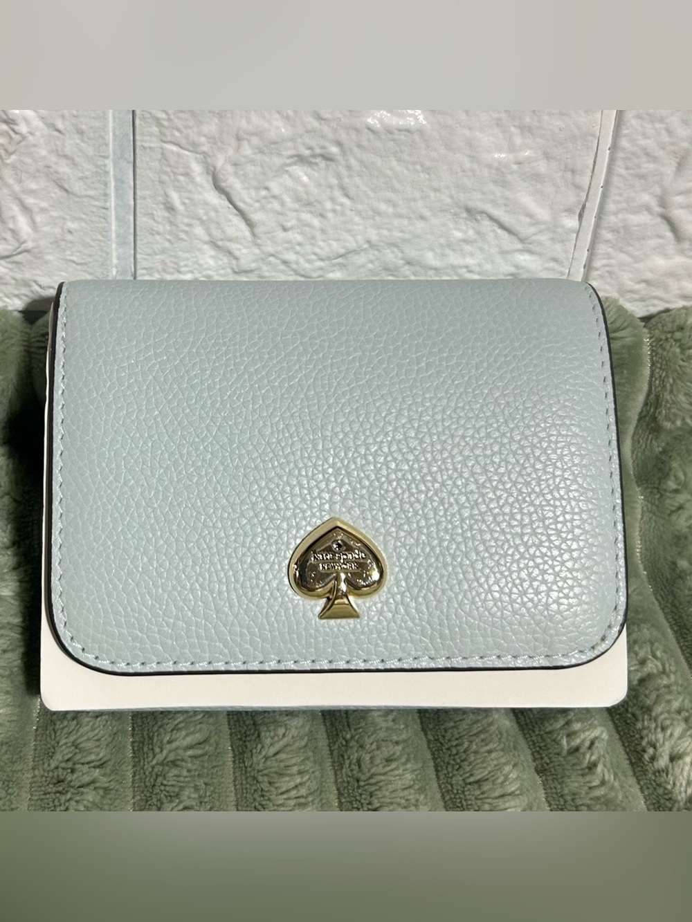 NWT-Kate Spade Kayla pebbled leather Wallet - Picture 1 of 5